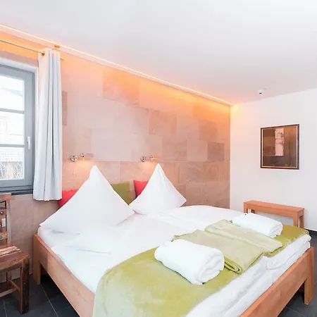 Biohotel Kunstquartier Отель Штайн